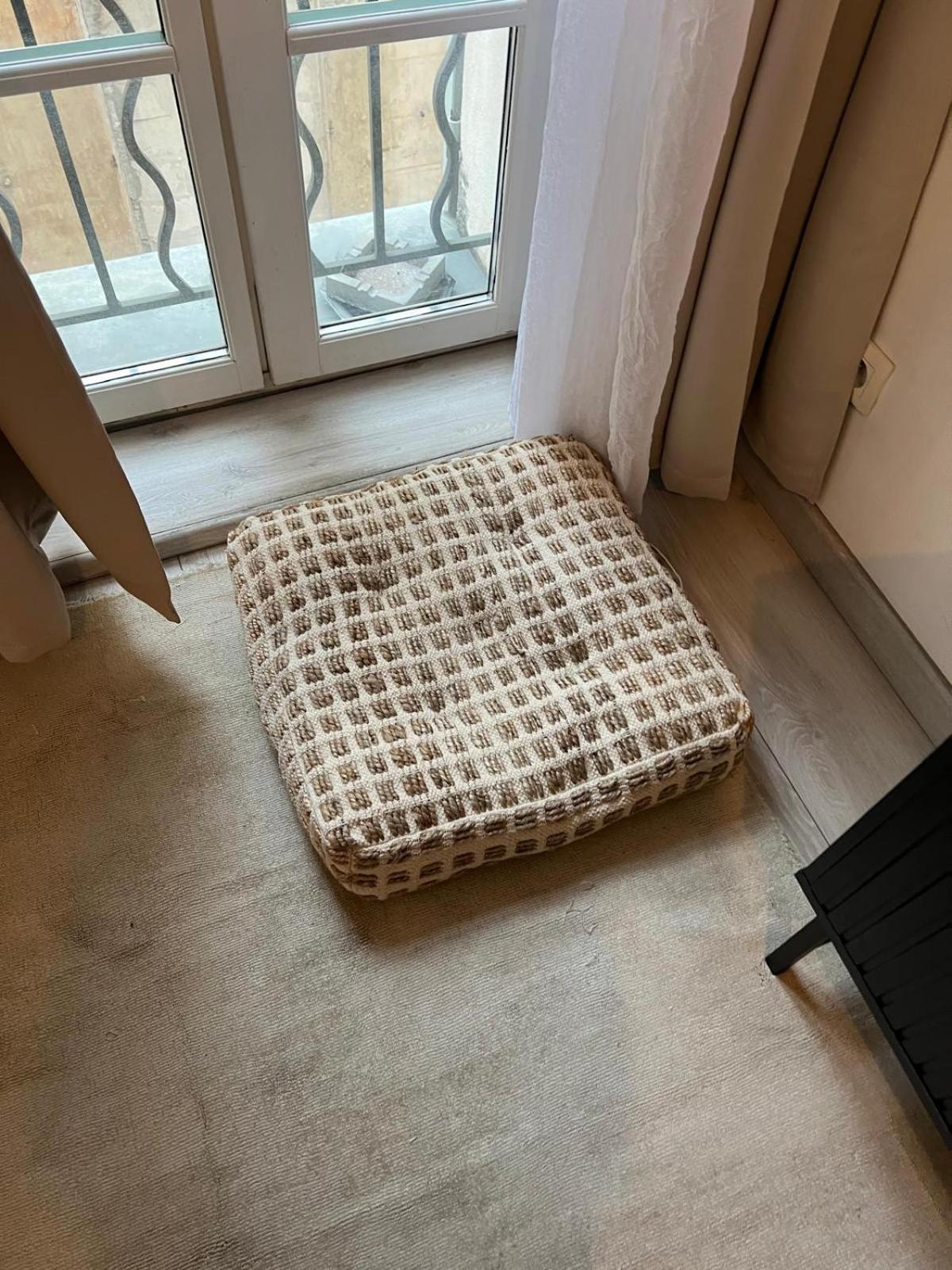 Apartament Beau Loft Au Coeur De Tulon Zewnętrze zdjęcie